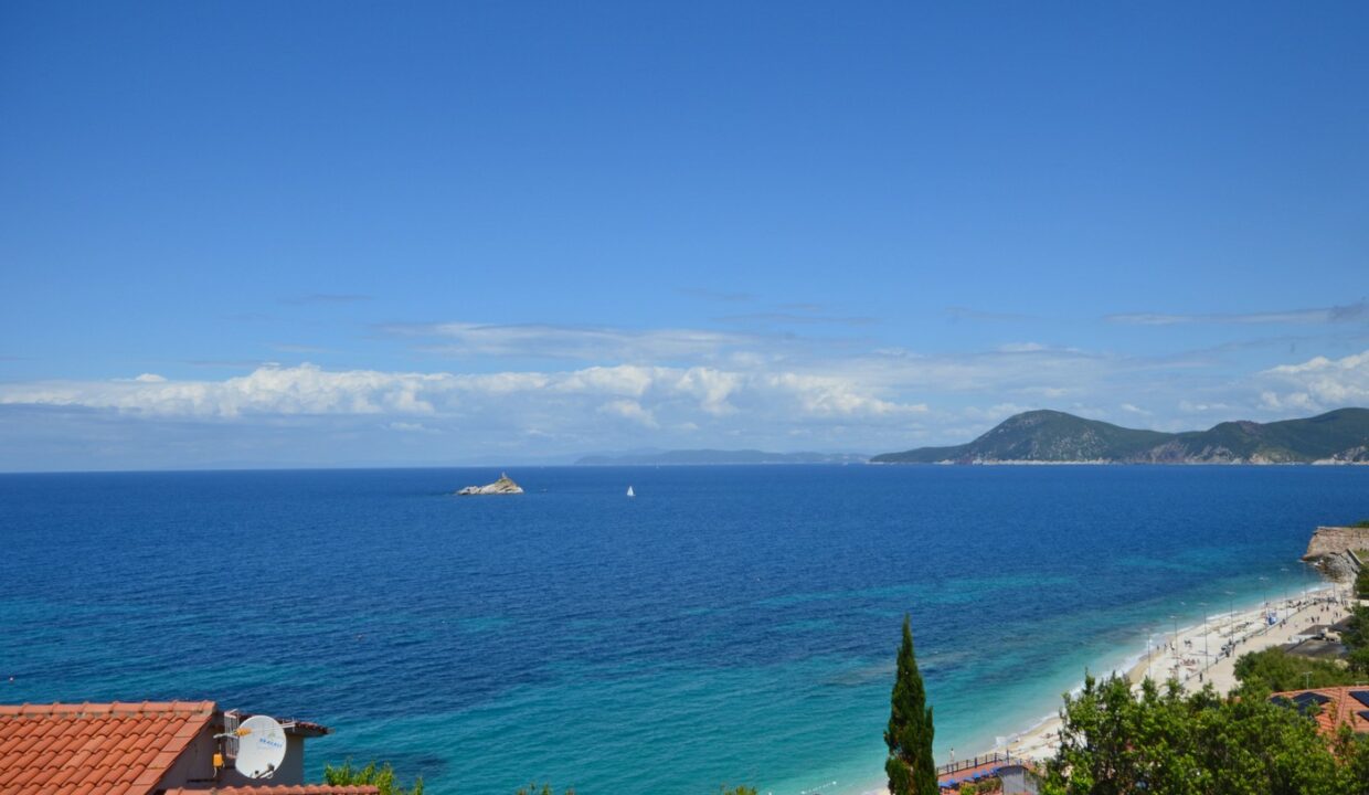 Vista balcone cucina 3